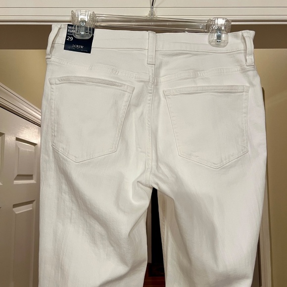 $118 NWT J.Crew Factory Mid-Rise Flare Crop Stretch Jean White Size 29 Waist - Picture 7 of 9